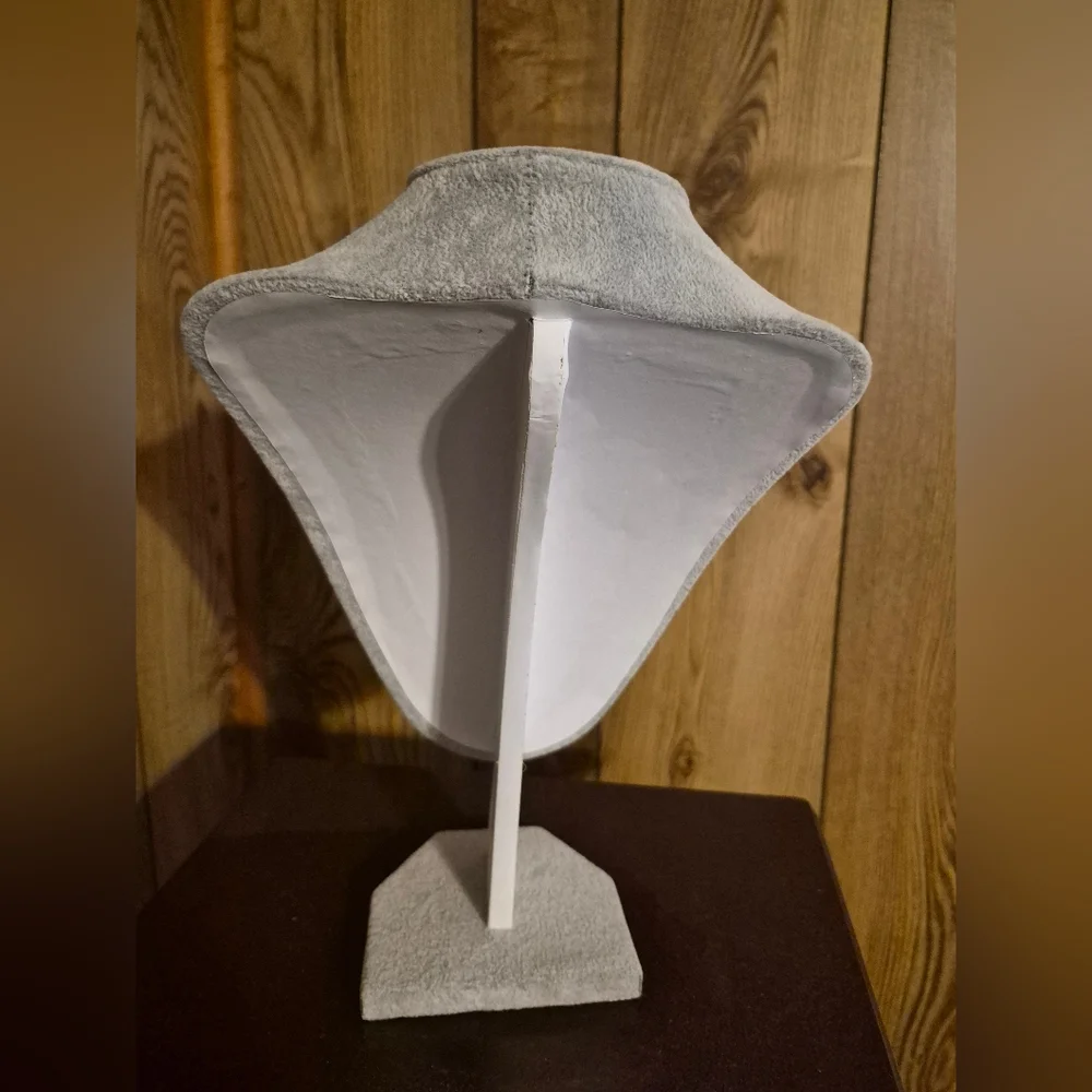 Gray Jewelry Organizer Stand Bust